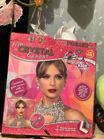 Photo of free Taylor Swift (Arle GL51) #1