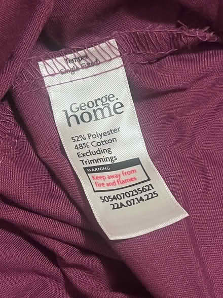 Photo of free Single fitted burgundy sheet (Harrogate HG2) #2