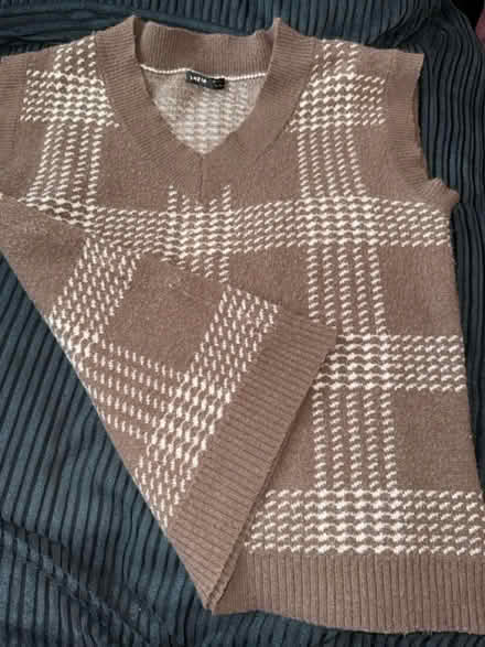 Photo of free Ladies Vest sz12-16 (Levenshulme M19) #3