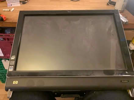 Photo of free HP IQ526 AIO PC (like iMac) (TW9 nr Chiswick bridge) #1