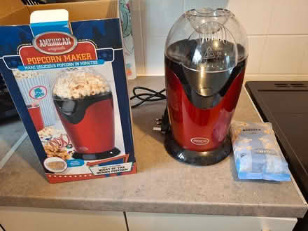 Photo of free Popcorn maker and new bag of corn (Chesterwell, CO4) #1