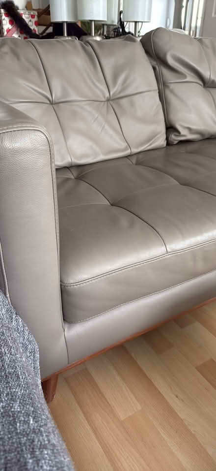 Photo of free Leather sofa (SE20) #1
