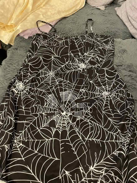 Photo of free Spider-Man dress (Wandsworth SW18) #2