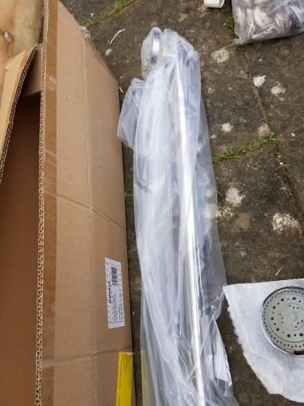 Photo of free 900mm shower kit, stainless steel (Gloucester) #2