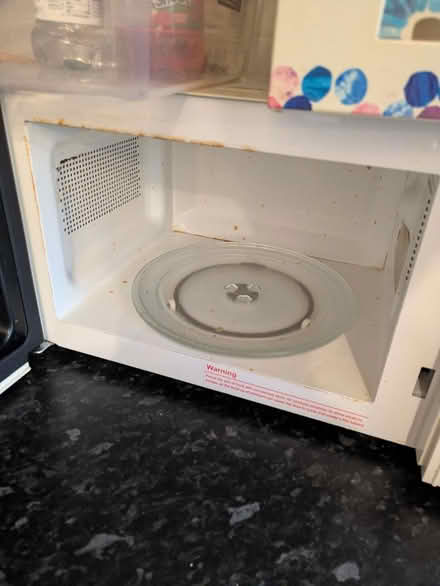 Photo of free Kettle and microwave (Wolverhampton WV10) #3
