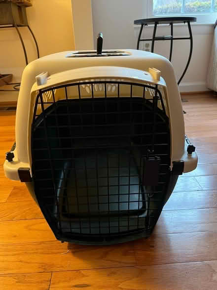 Photo of free 24-inch pet carrier w/ handle (Derwood, MD) #2