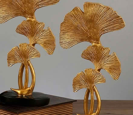 Photo of Golden ornaments (Thamesmead) #1