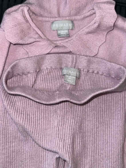 Photo of free Girl 2piece 2-4years (Levenshulme M19) #2