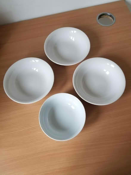 Photo of free 4x white bowls (Gloucester) #1