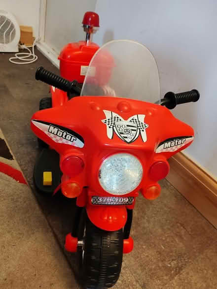 Photo of free Kids Electric Ride on Toy (Boughton Monchelsea ME17 4) #3