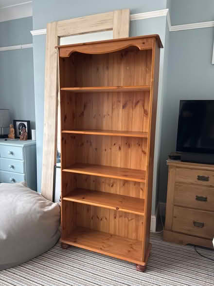 Photo of free Bookshelves (Aldrington BN3) #1