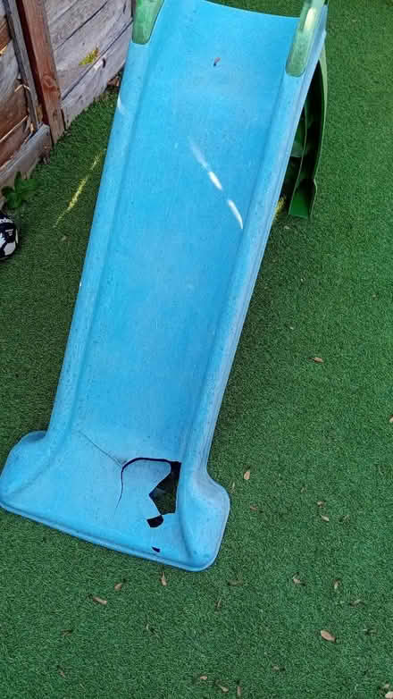 Photo of free All free various items, bed sofa (New malden) #3