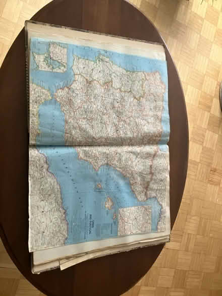 Photo of free Vintage National Geographic Atlas (Yonge and St. Clair) #1