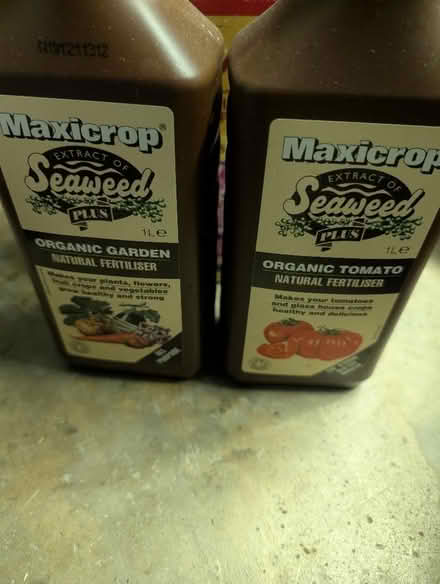Photo of free Maxicrop seaweed fertiliser (Chaddesden DE21) #1