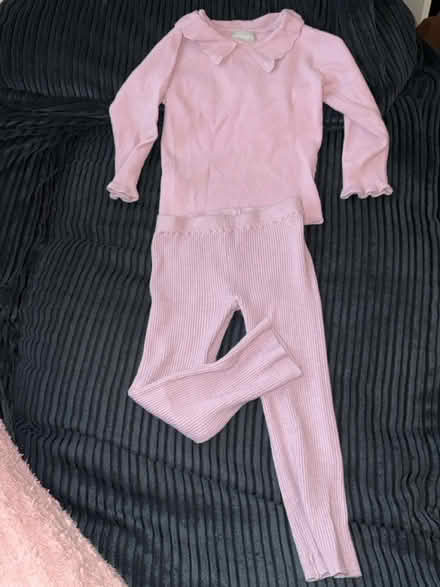 Photo of free Girl 2piece 2-4years (Levenshulme M19) #1