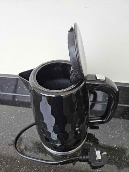 Photo of free Black Kettle in working order (Slyne-with-Hest LA2) #2