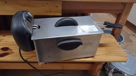Photo of free Deep Fat Fryer (Station Area RG21) #1