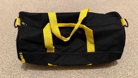 Photo of free Lonsdale gym bag (Eastville BS16) #2