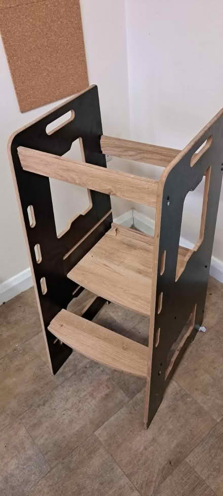 Photo of free Childs helper step (loughborough LE11) #1