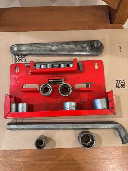 Photo of free socket tool set (Thames Ditton KT7) #2