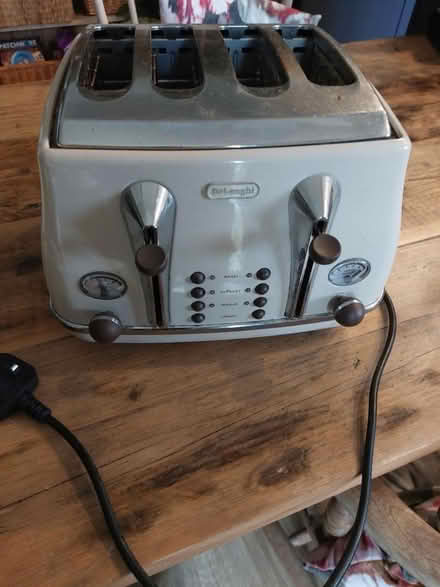 Photo of free DeLonghi Toaster (Carlton, NG4) #1