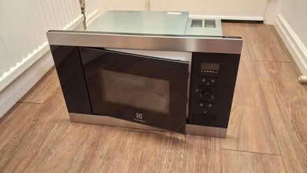 Photo of free Microwave oven (Cramond EH4) #1