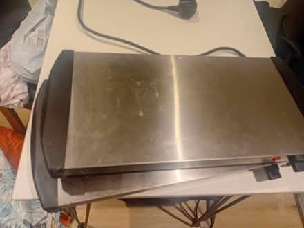Photo of free Electric hot plate warmers (Hampstead NW3) #1
