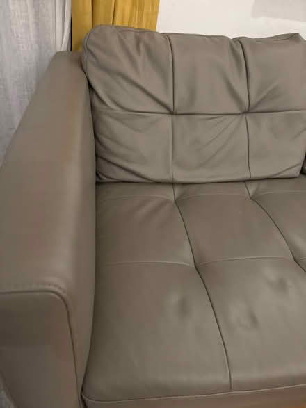 Photo of free Leather sofa (SE20) #3