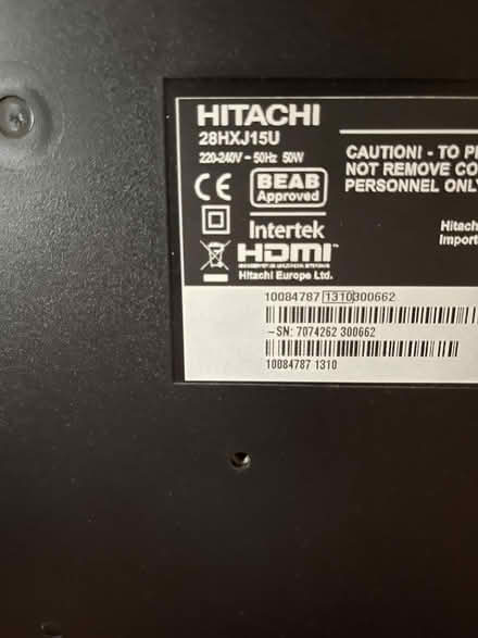 Photo of free TV/DVD combo 27" Hitachi (Wingfield) #2
