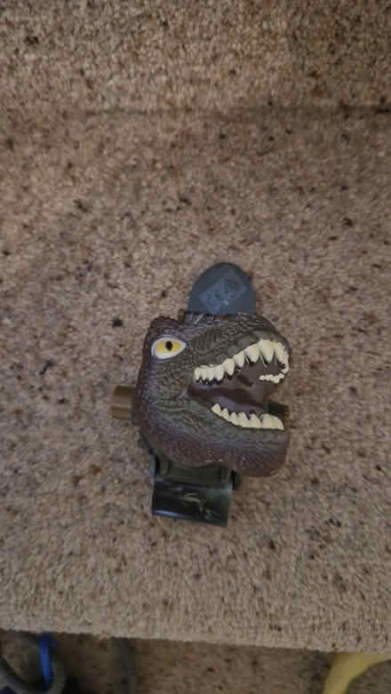 Photo of free Dinosaur watch (Ch43 9yy wiral) #2