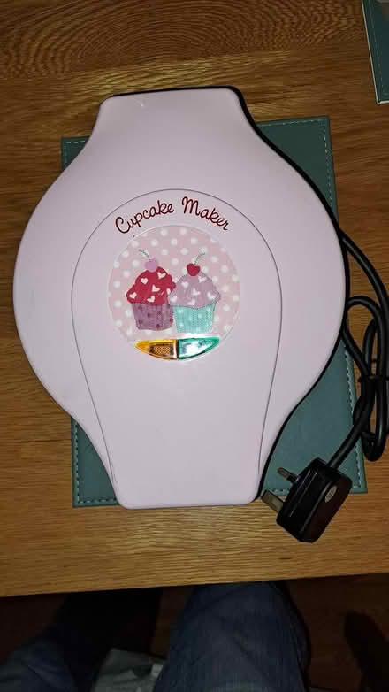 Photo of free Cupcake Maker (Woodford GL13) #1