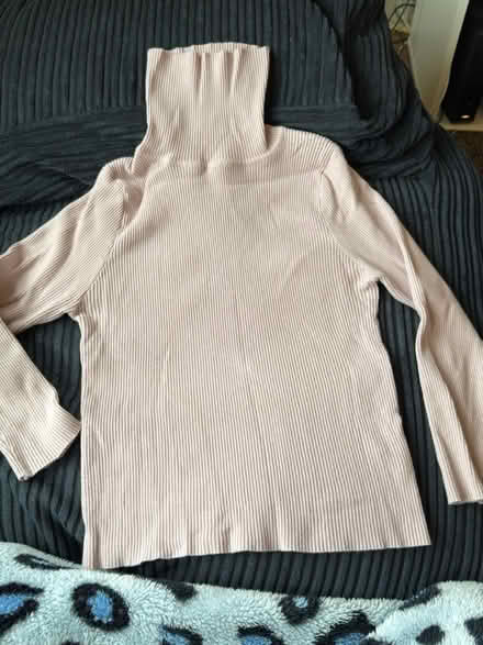 Photo of free Pink + Black T-Neck top size 12-14 (Levenshulme M19) #3