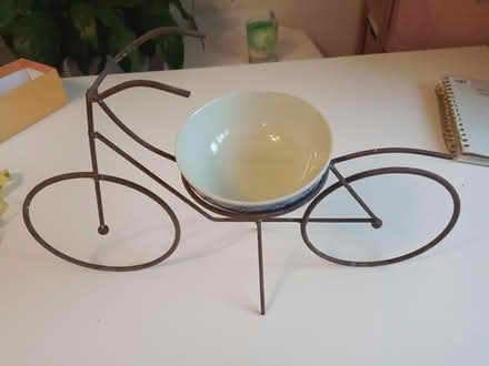Photo of free Decorative bicycle bowl/pot holder (Weybridge, KT13) #1