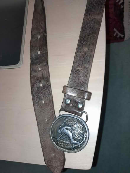 Photo of free Belt with interesting buckle (Bilton) #2