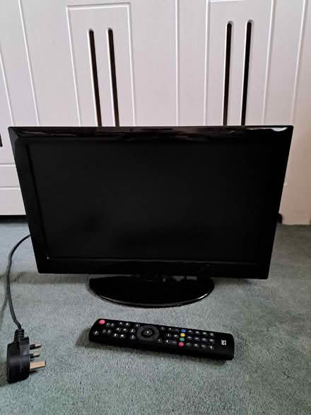 Photo of free 18.5 inch LCD TV (Vange SS16) #1