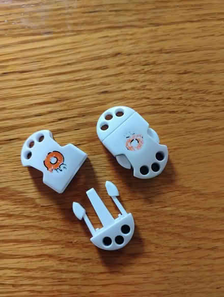 Photo of free Shoe-tying aid, Westvale (Westvale, Waterloo) #1