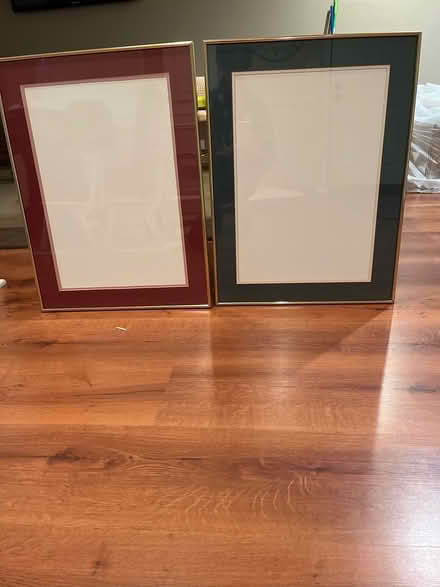 Photo of free 2 gold frames (Off ushers rd) #1