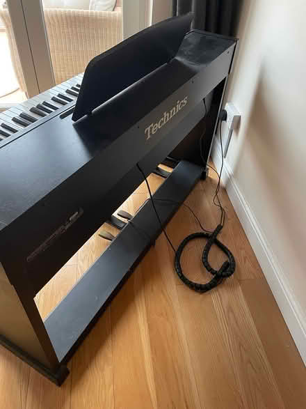 Photo of free Technics Digital Piano (Sunbury TW16) #2