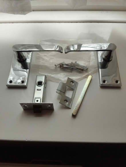 Photo of free Door handle and latch (Rickmansworth High Street WD3) #1