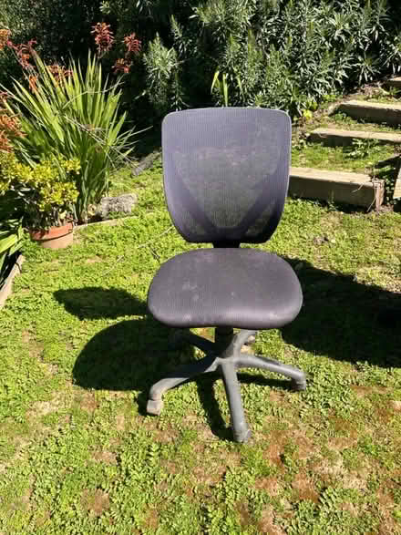 Photo of free Office chairs (Oakland, CA) #4