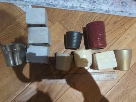 Photo of free 6 little (6cm) decorative pots (Westgate LA3) #1