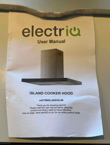 Photo of free Island Cooker Hood- missing chimney pieces (Clerkenwell EC1N) #3