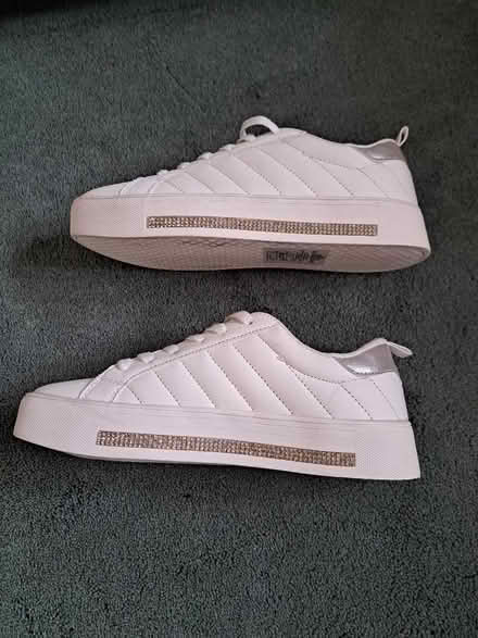 Photo of free Trainer's (Vange SS16) #4