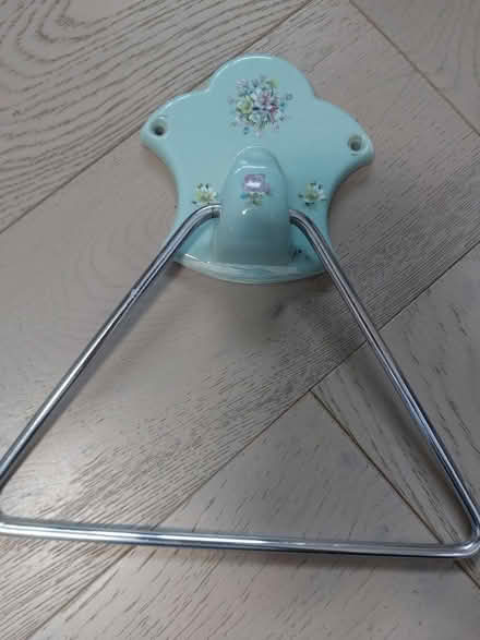 Photo of free Vintage toilet roll holder (Wrose BD2) #1