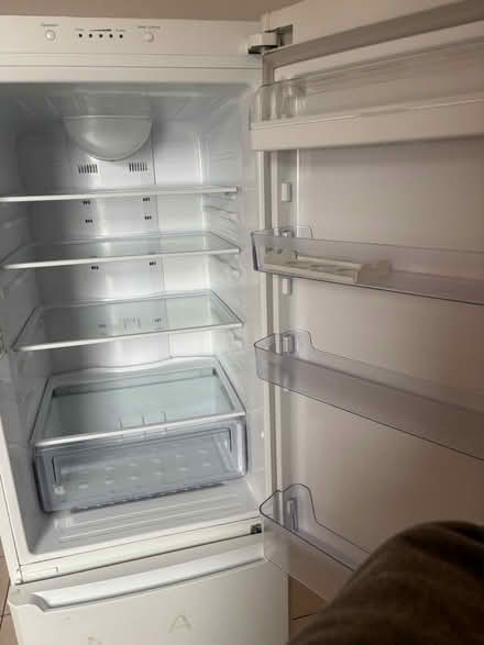 Photo of free Samsung Fridge/Freezer (SE13 6SH) #3