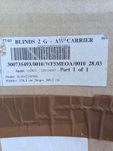 Photo of free Light brown Venetian blind (New Alresford SO24) #2