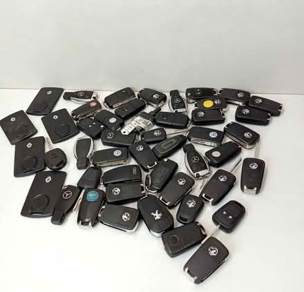 Photo of Any old car keys/key fobs (Cawfield Avenue WA8) #1