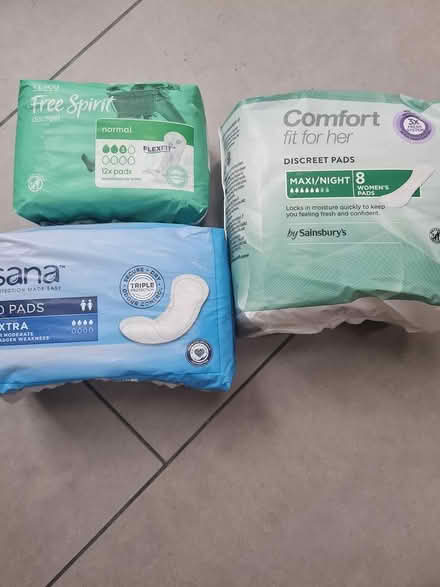 Photo of free Pads (Putney SW15) #3