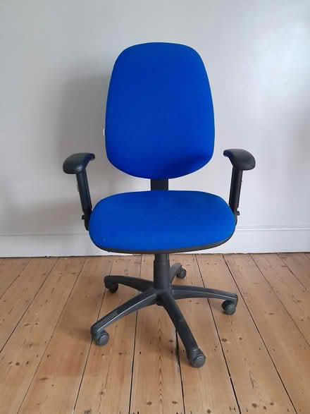 Photo of free Office style chair, blue and black (Brighton BN2) #1