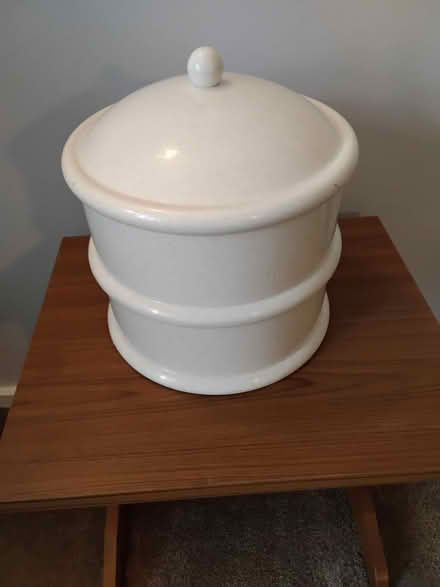 Photo of free Cake container (Cherwell Heights OX16) #1